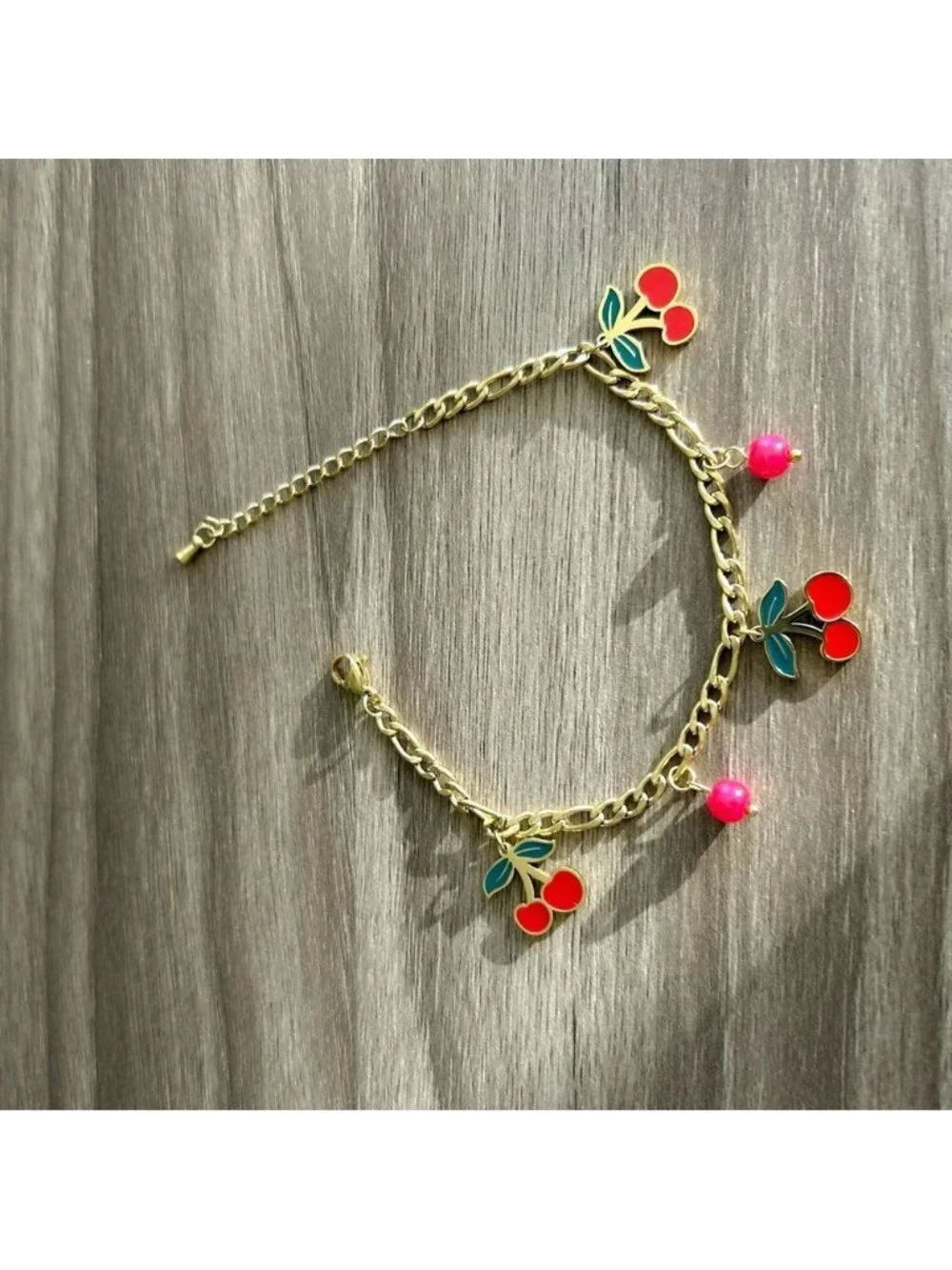 Cherry Bracelet Q892